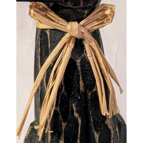 Hand Carved Cat Figure Wooden Black Rustic Distressed Folk Art Raffia Ribbon Vtg - Picture 6 of 16